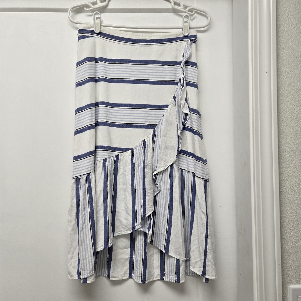 Loft Striped Blue and White Women's Skirt size 4